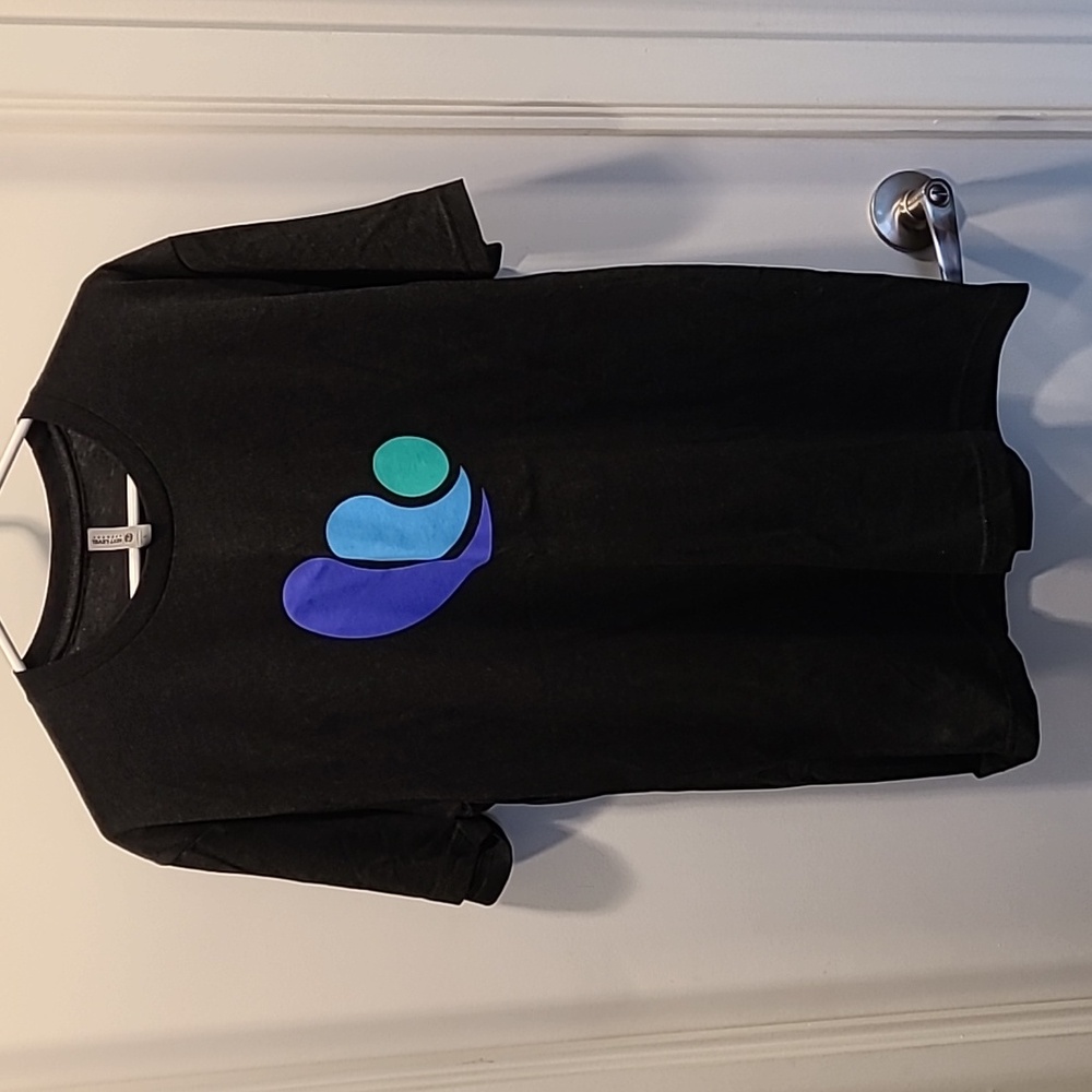 *2/$20 Closet Clearout* NWOT s.L tshirt